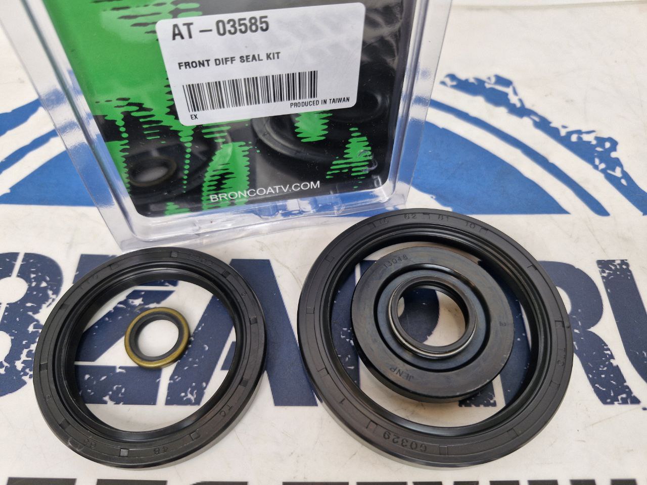 Комплект сальников редуктора квадроциклов Kawasaki Brute Force AT-03585-1