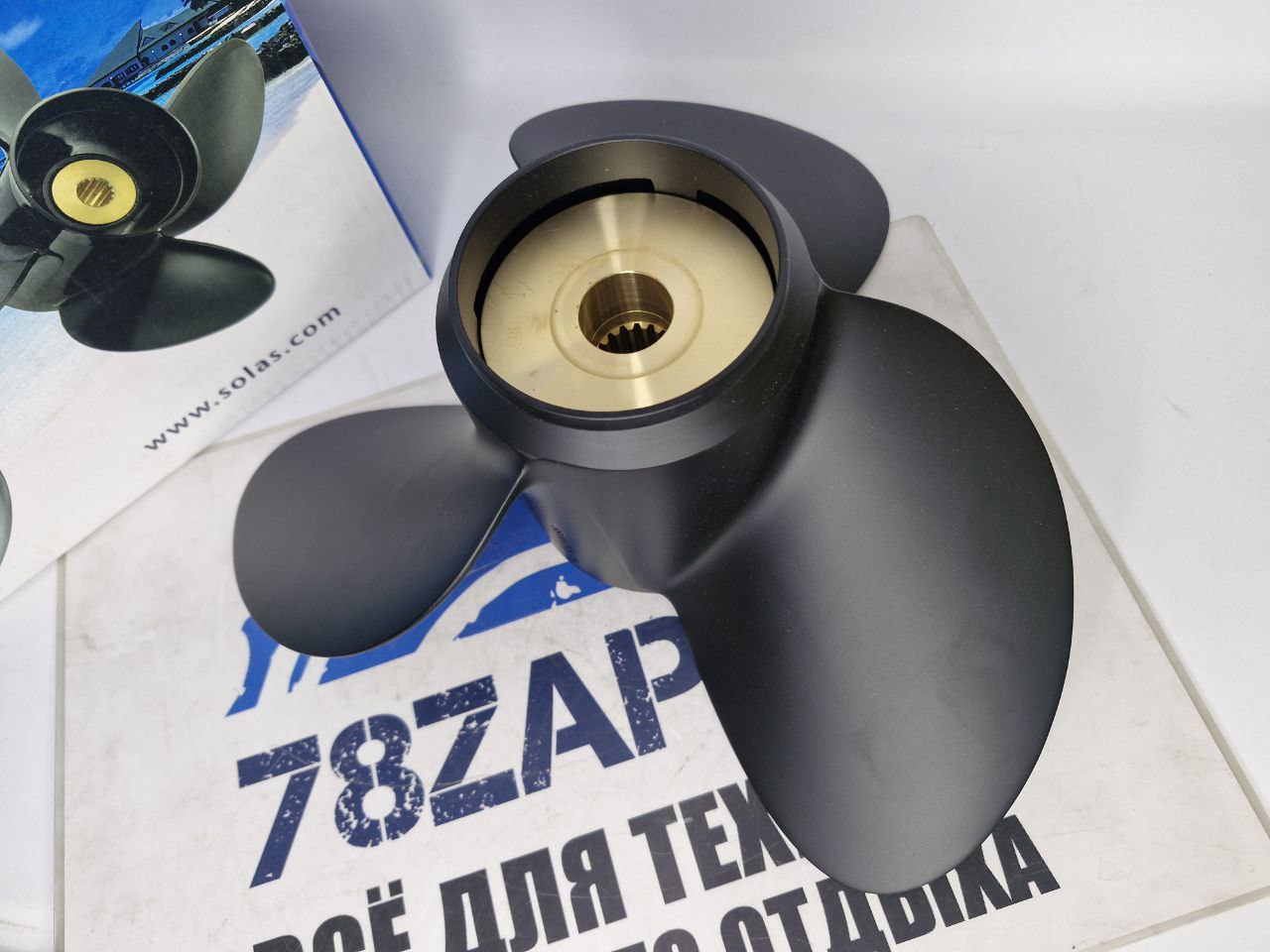 Винт гребной Solas 3x14.5x19 (R) лодочных моторов Volvo Penta 8811-145-19, 3x14.5x19 (R)-3