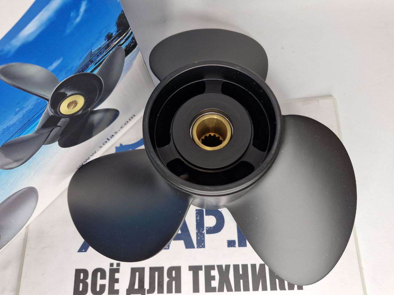 Винт гребной Solas подвесных лодочных моторов Yamaha 3511-145-19, 3x14.5x19 (R)-1