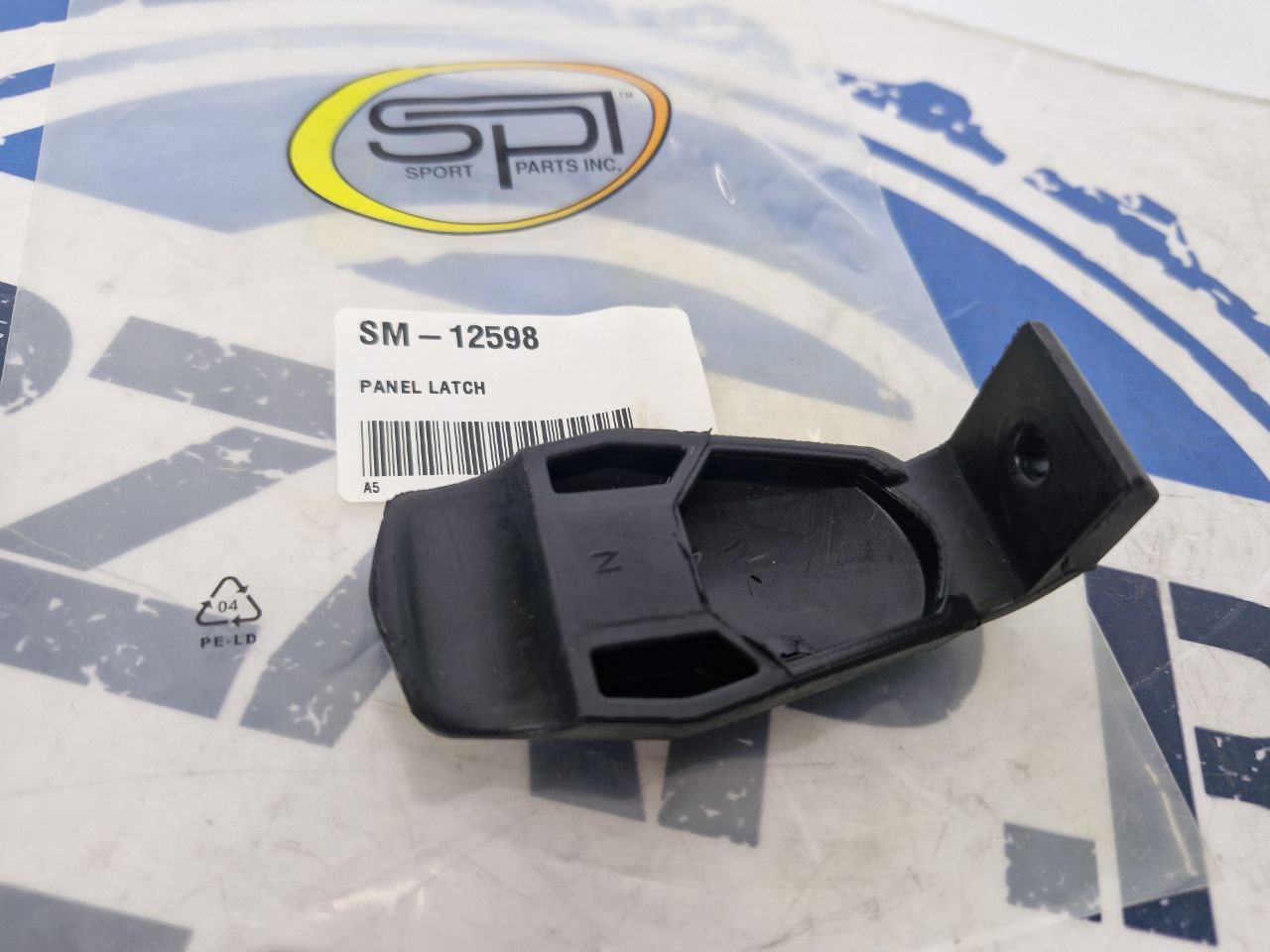 Замок (фиксатор) капота снегоходов BRP Ski-Doo Lynx SM-12598-1
