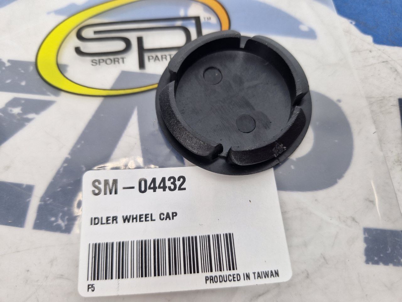 Крышка катка снегоходов Arctic Cat SM-04432-1