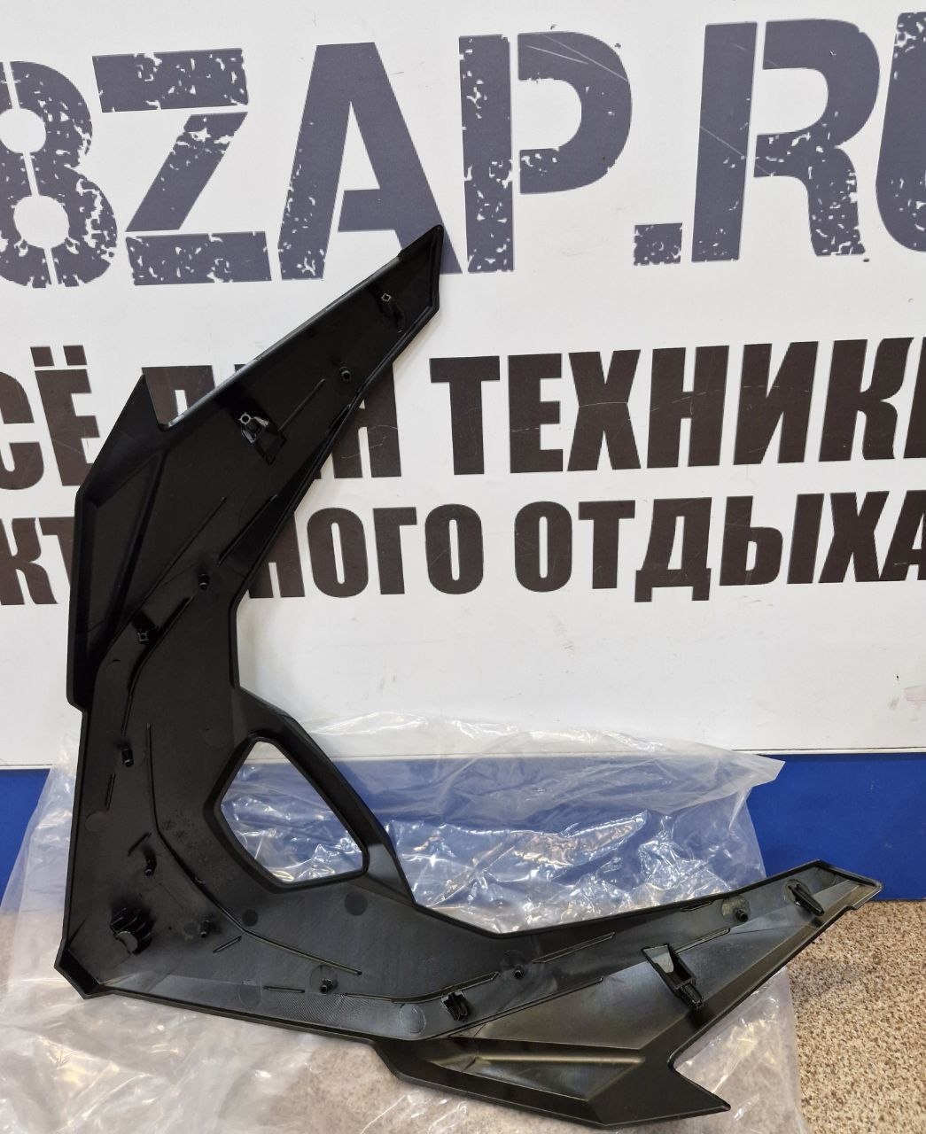 Основание ветрового стекла снегоходов BRP Ski-Doo Lynx 517306183-2