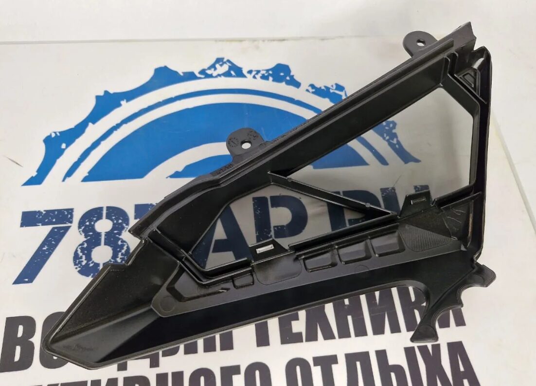 Сетка воздухозаборника левая снегоходов BRP Ski-Doo Lynx 508000731-3