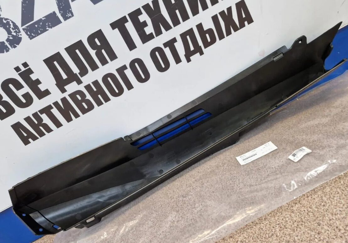 Боковая панель черная левая снегоходов Arctic Cat Bearcat 5606-357-1