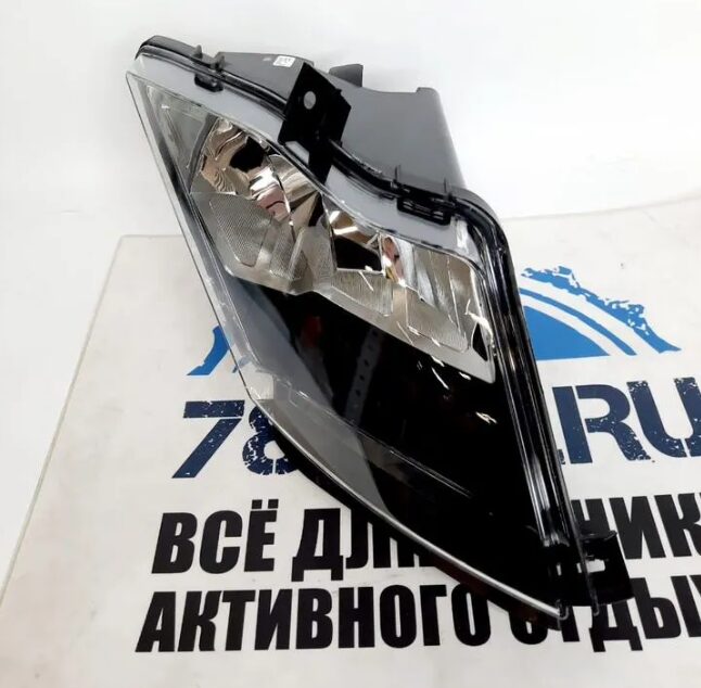 Фара правая снегоходов BRP Ski-Doo/ Lynx 517304194-2