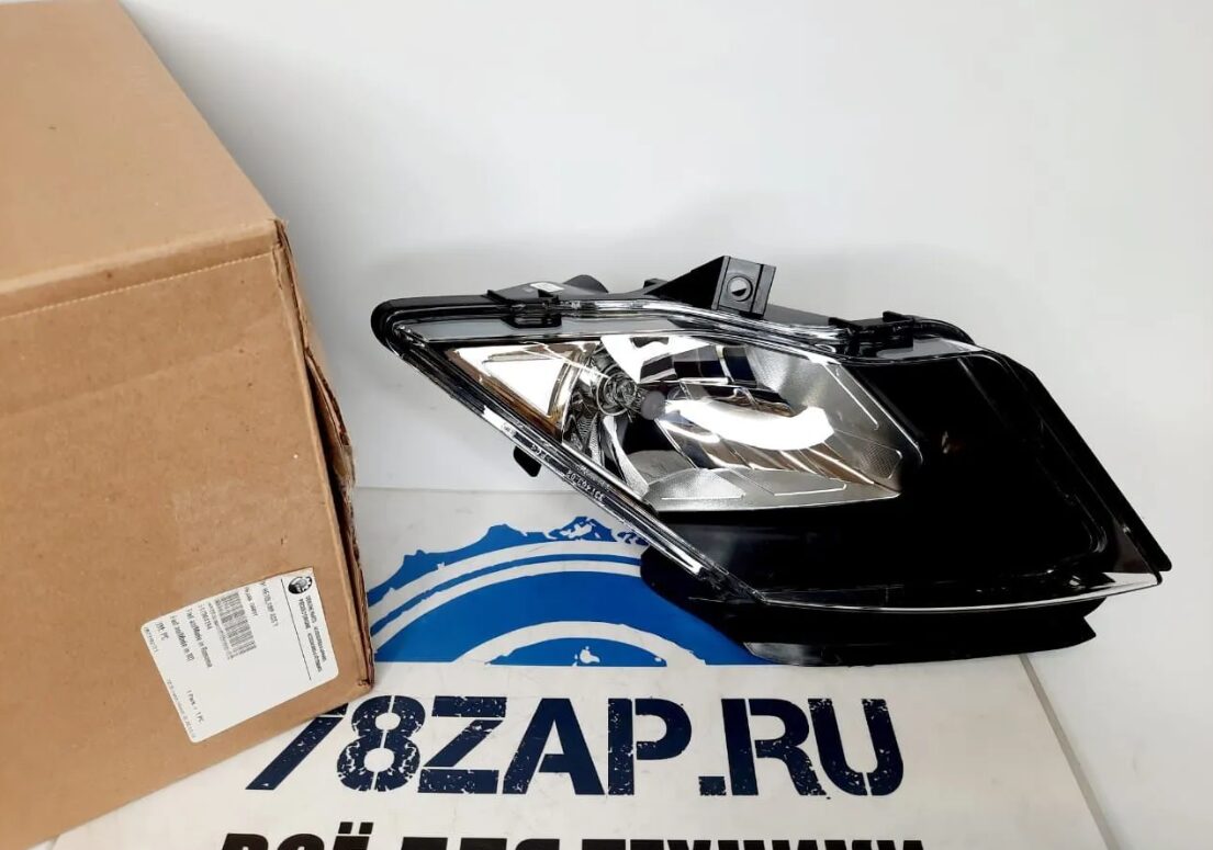 Фара правая снегоходов BRP Ski-Doo/ Lynx 517304194