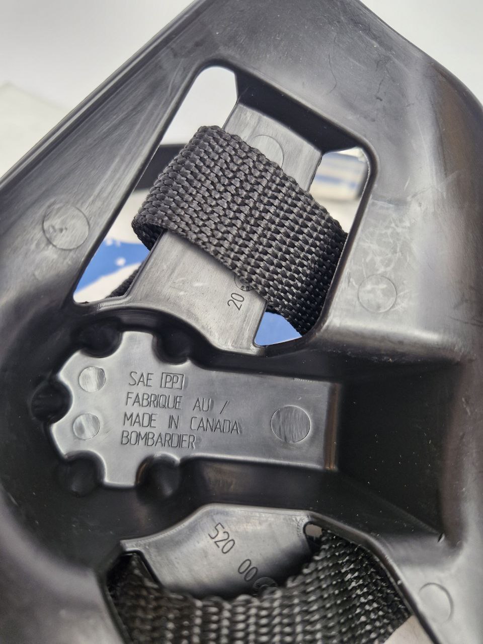Комплект крепления канистры снегоходов BRP Ski-Doo Lynx 860200311-4