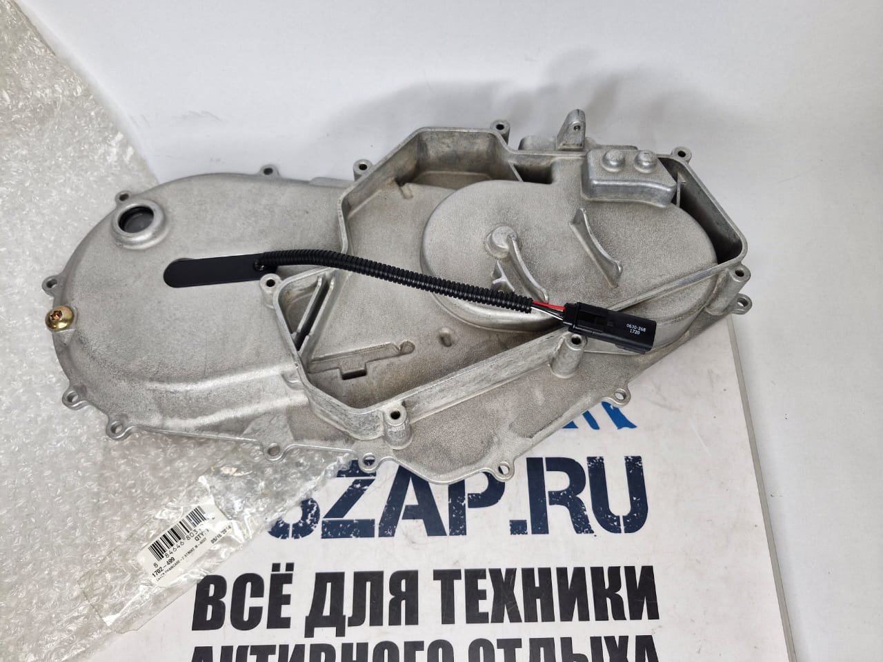 Крышка корпус КПП внешняя снегоходов Arctic Cat M8000Riot 1702-499