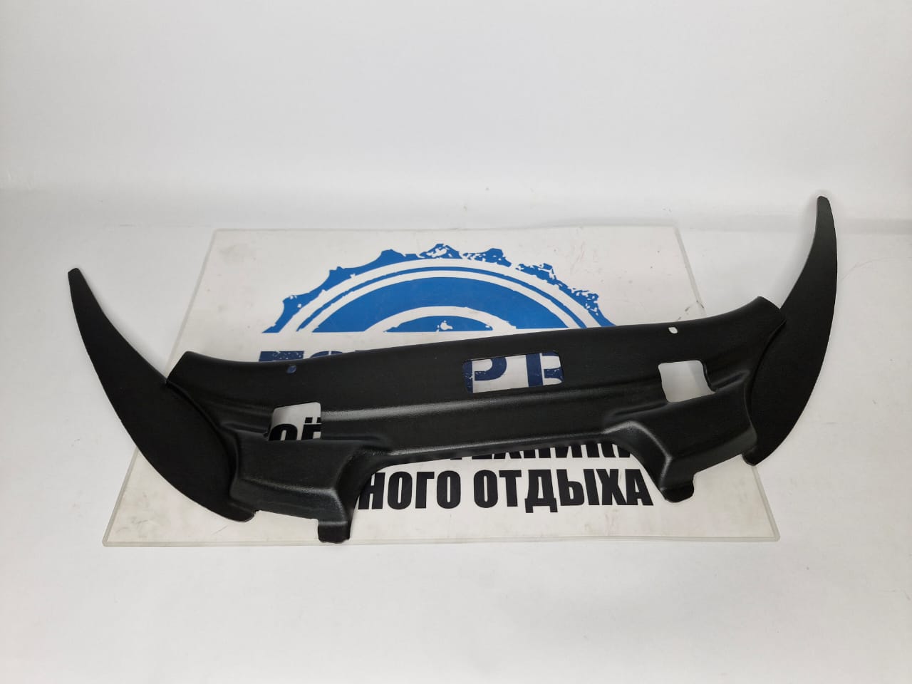 Крышка петель крепления бампера снегоходов BRP Ski-Doo Skandic Lynx ST 605252352