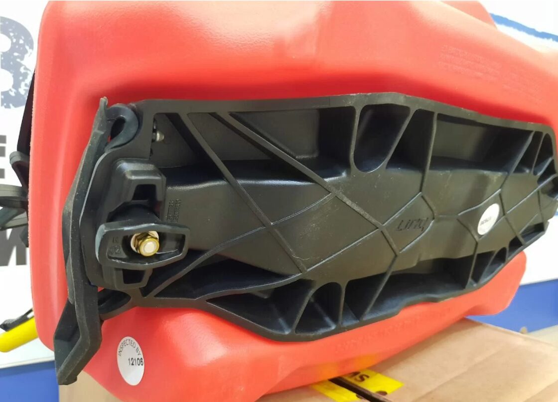 Канистра топливная гидроциклов BRP Sea-Doo 14,5 л с креплением linq 295100950-4