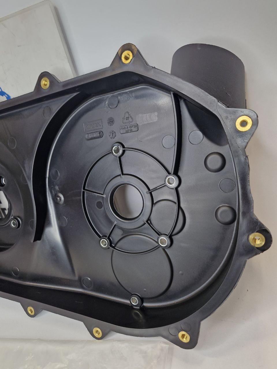 Крышка вариатора внутренняя квадроциклов BRP Can-Am G2 420612304-2