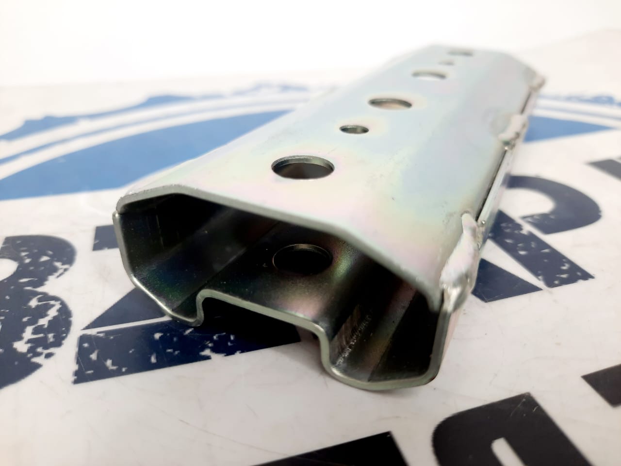 nakladka-styka-bampera-snegohodov-yamaha-viking-vk540-8at-77552-00-2