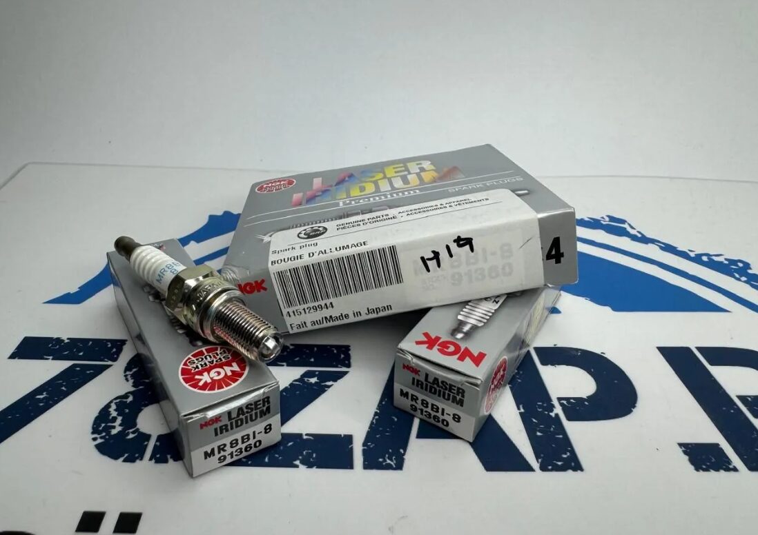 Свеча зажигания NGK снегоходов BRP Rotax 900 ACE 415129944