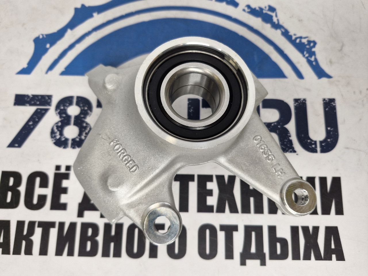 Поворотный кулак передний левый квадроциклов BRP Can-Am G2 705403307 Zap-2