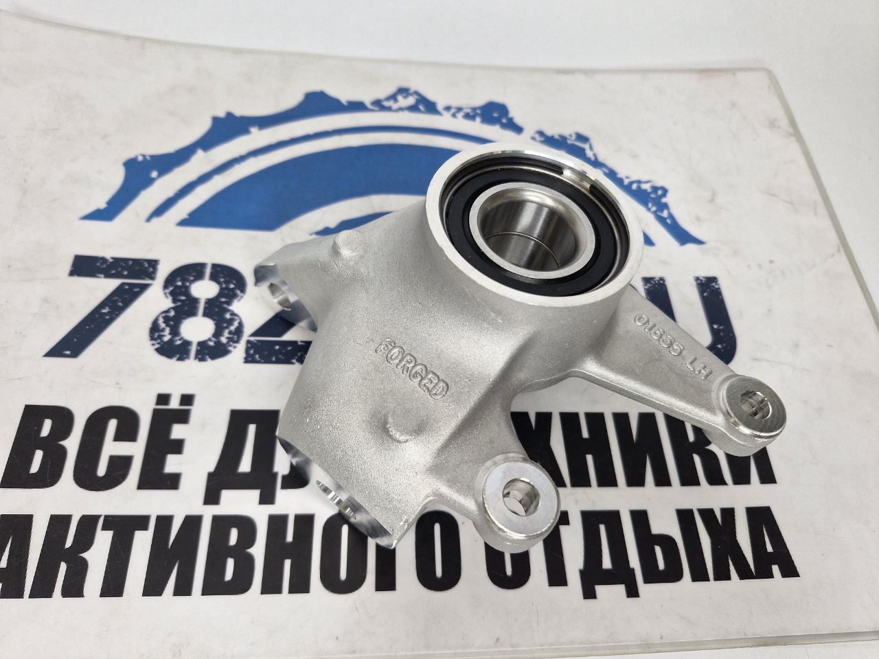 Поворотный кулак передний левый квадроциклов BRP Can-Am G2 705403307 Zap