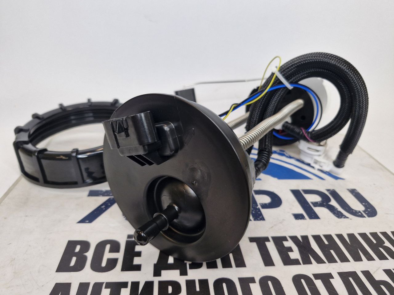 Топливный насос гидроциклов BRP Sea-Doo GTI, RXT, Spark 275500996-1
