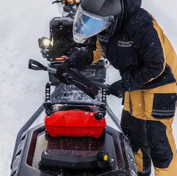 Держатель инструмента/лопаты снегоходов Ski-Doo Lynx 2020 Linq 860201846 -4