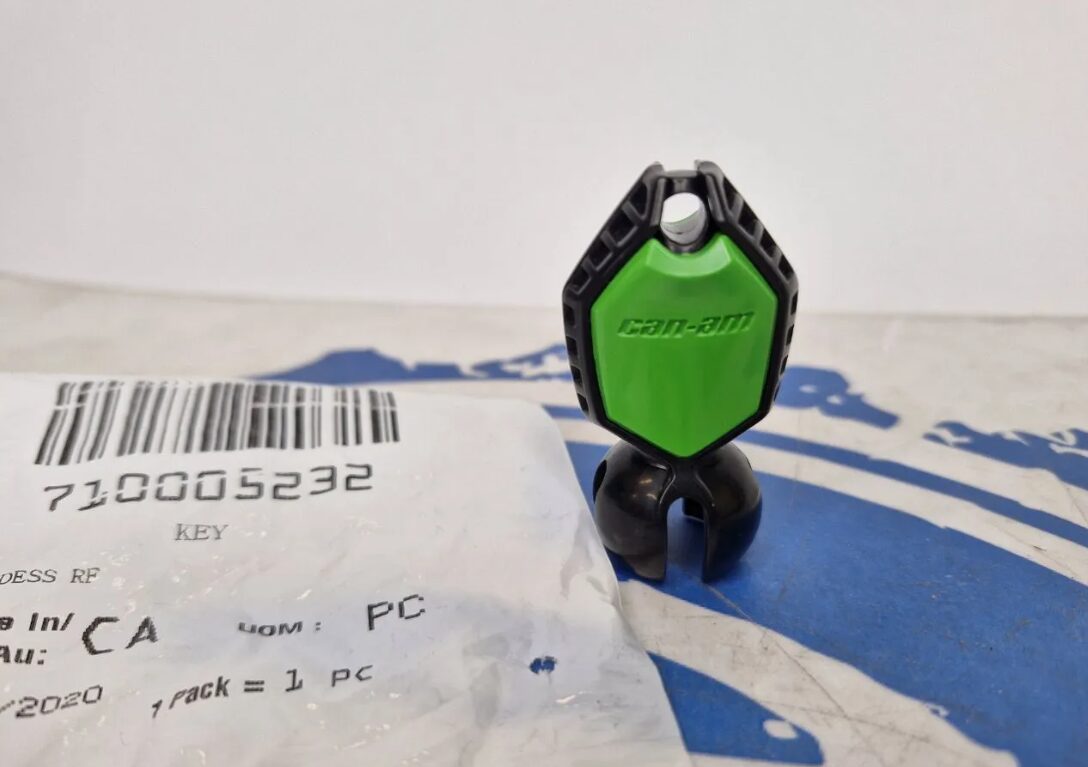Ключ зажигания Dess квадроциклов BRP Outlander/ Renegade G2/ Maverick X3 710005232-1