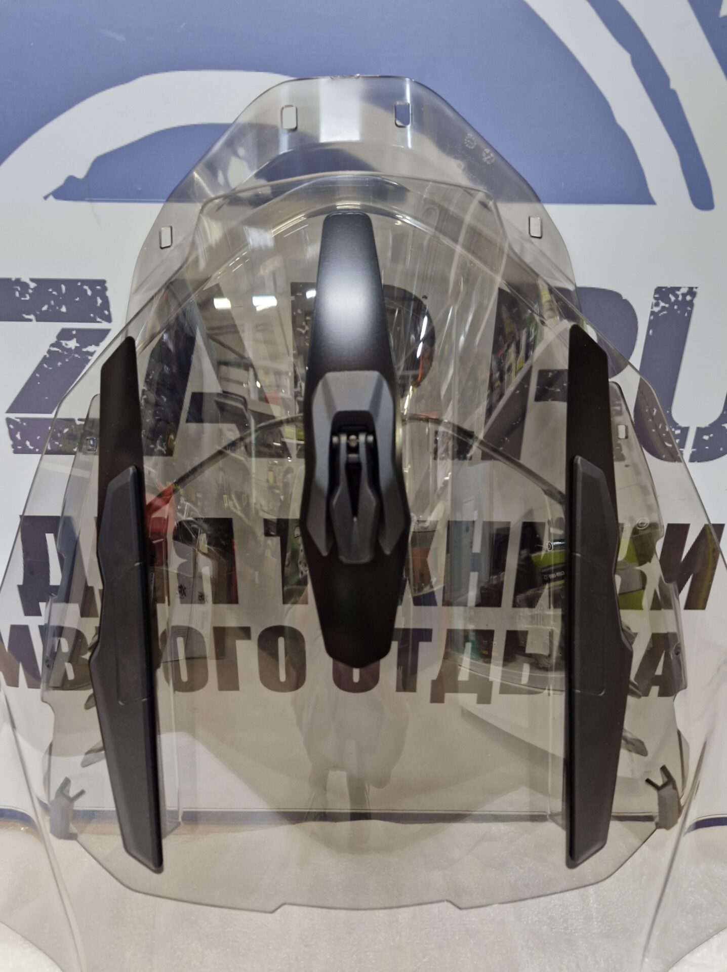 Регулируемое ветровое стекло снегоходов BRP Ski-Doo Lynx REV Gen4 860201782-2