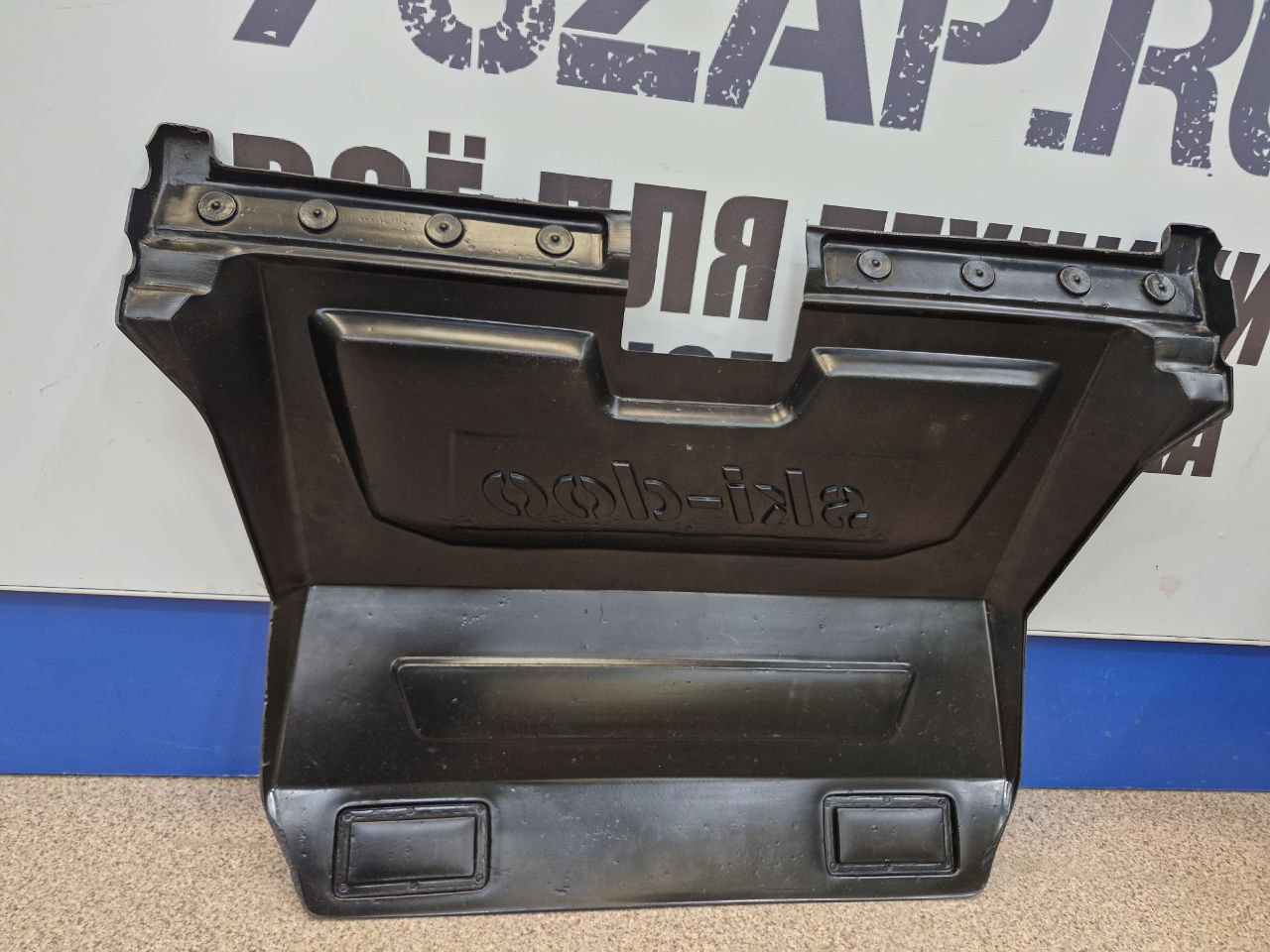 Брызговик гусеницы 600мм снегоходов BRP Ski-Doo Skandic 605354720 Zap-2