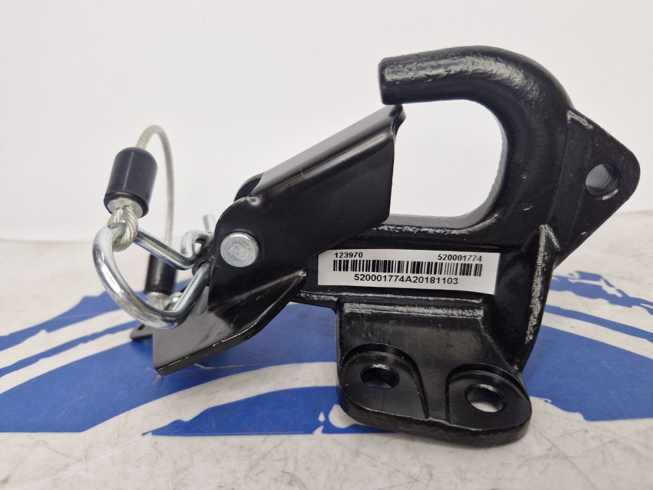 Фаркоп с фиксатором/ крюк снегоходов BRP Ski-Doo Lynx 520001774-2