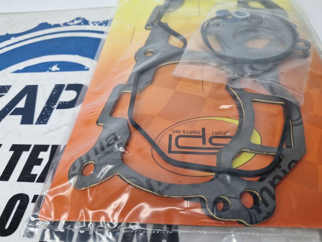 Верхний комплект прокладок двигателя снегоходов BRP Ski-Doo Lynx SM-09551T-1