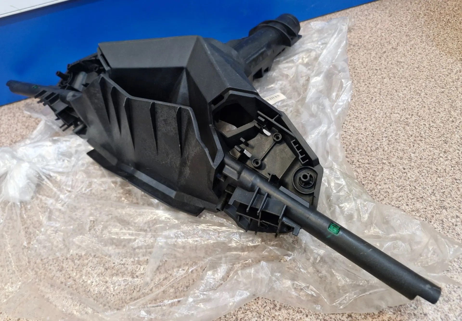 Рулевая колонка гидроциклов BRP Sea-Doo Spark 277001957-1
