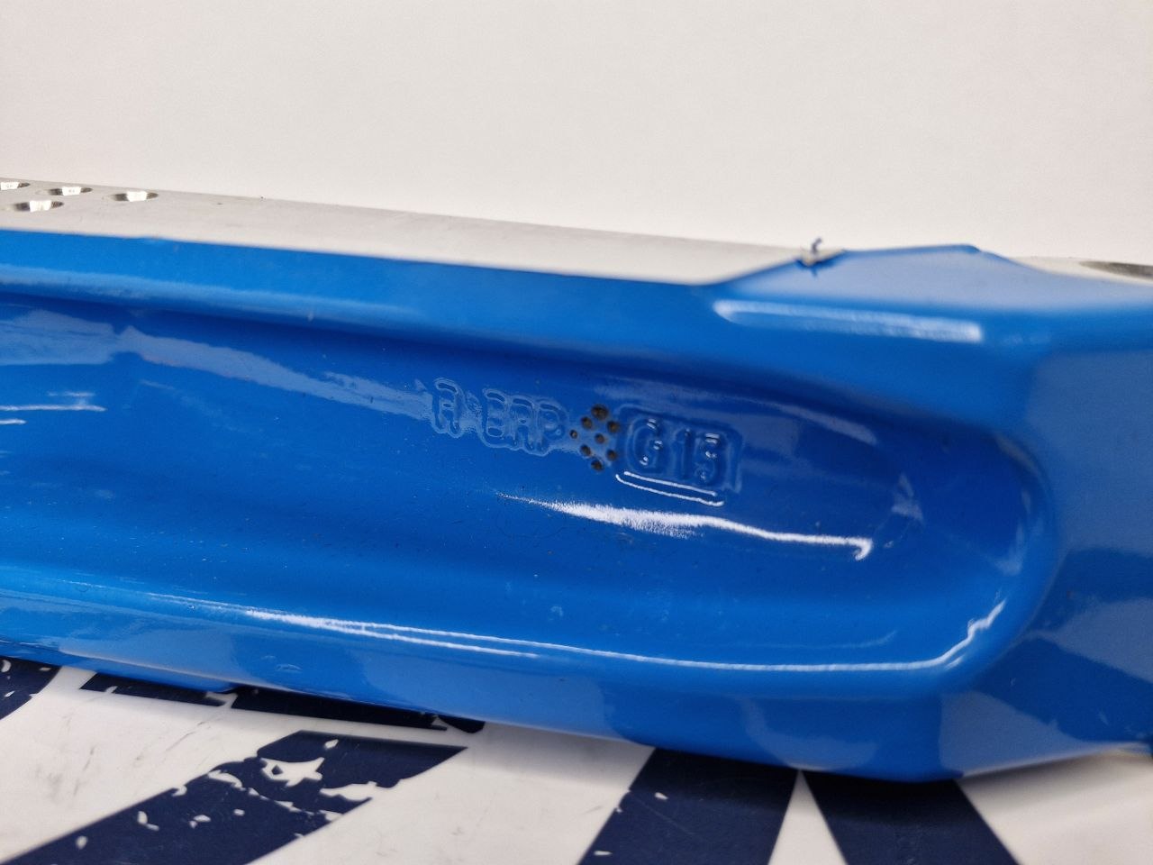 kulak-shpindel-pravyj-snegohodov-brp-ski-doo-lynx-505074485-3